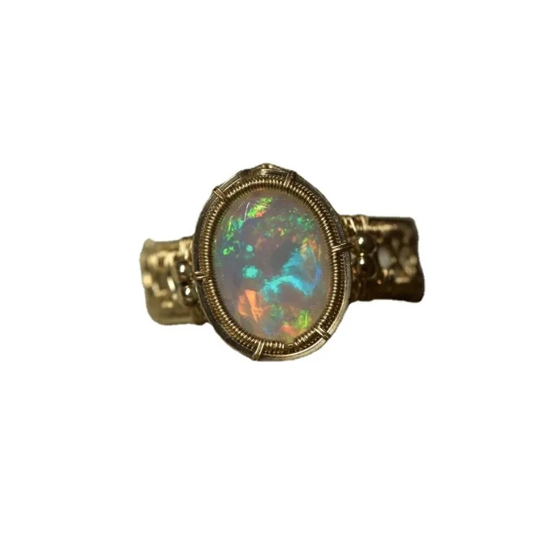 Sweet Vintage Colored Opal Ring Hollow Out Dazzling Gentle Style Rings for Women Exquisite Banquet Baroque Light Luxury Jewelry