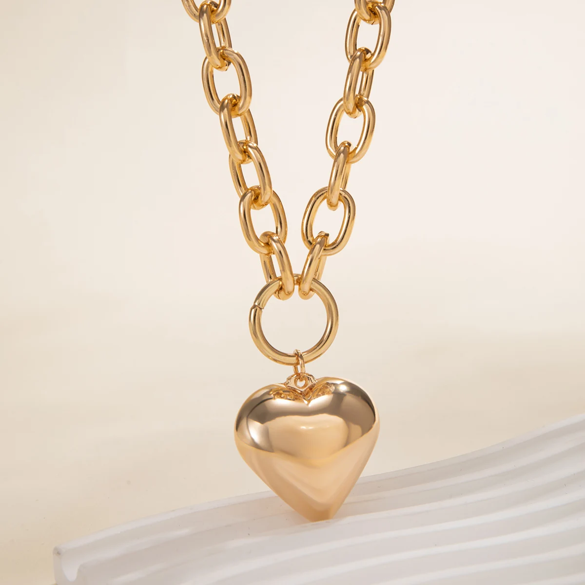 Goth Gold Color Big Love Heart Pendant Choker Necklace for Women Trend 2024 Vintage Chunky Chain Grunge Jewelry Steampunk Men